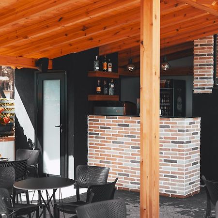 Vlorë Hotel Beke מראה חיצוני תמונה