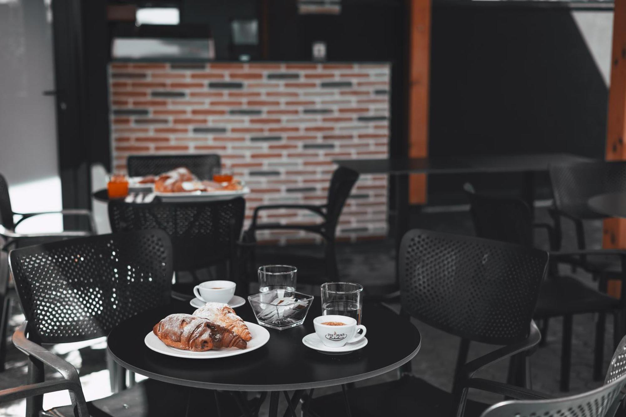 Vlorë Hotel Beke מראה חיצוני תמונה
