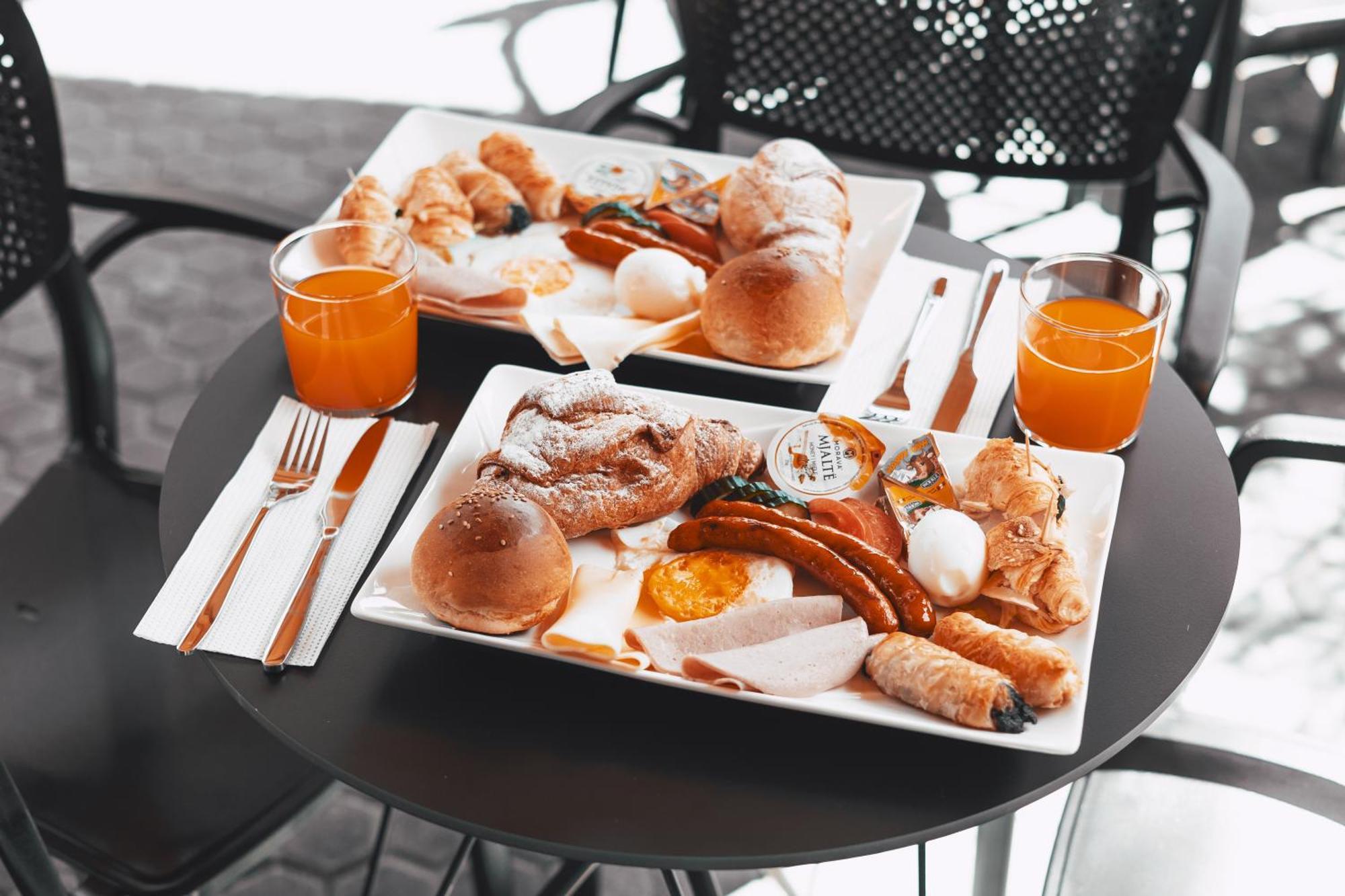 Vlorë Hotel Beke מראה חיצוני תמונה