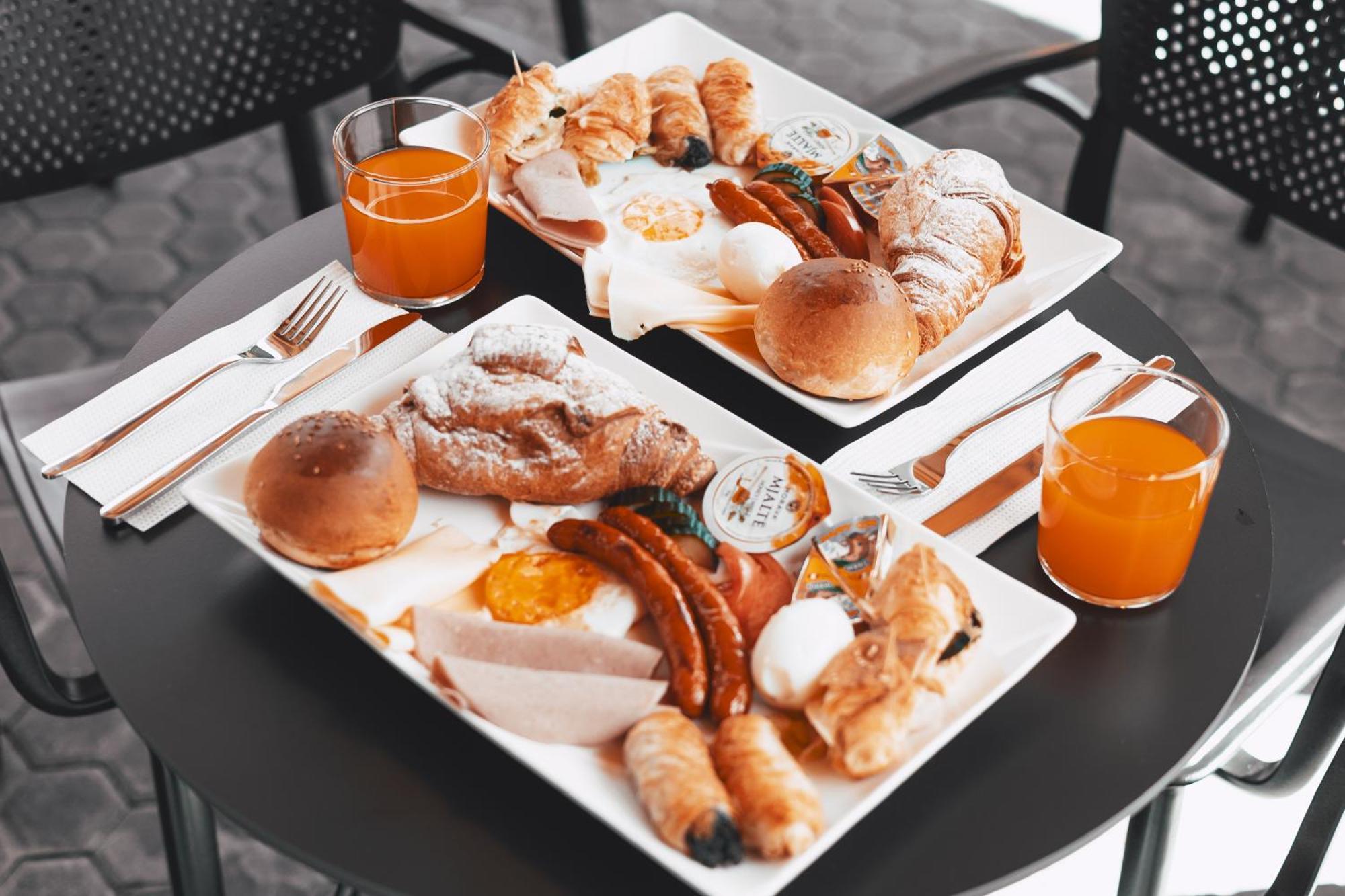 Vlorë Hotel Beke מראה חיצוני תמונה