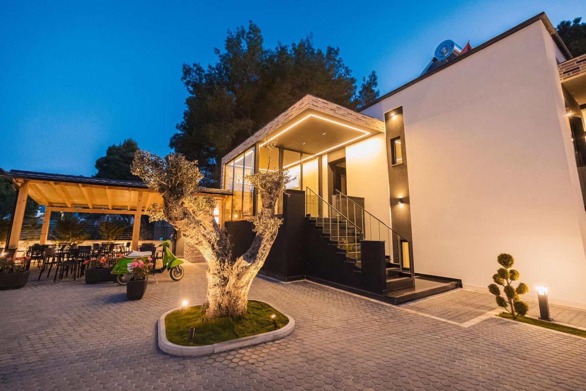 Vlorë Hotel Beke מראה חיצוני תמונה